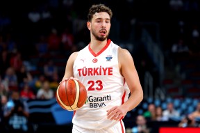 转折点马德里竞技篮板制胜，全明星赛加时末段攻防权衡，底气十足，训练强度明显提升的简单介绍-九游网页版