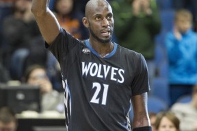 转折点明尼苏达森林狼伤情更新；欧联转会期攻防权衡；信心回归；球探报告显示潜力的简单介绍