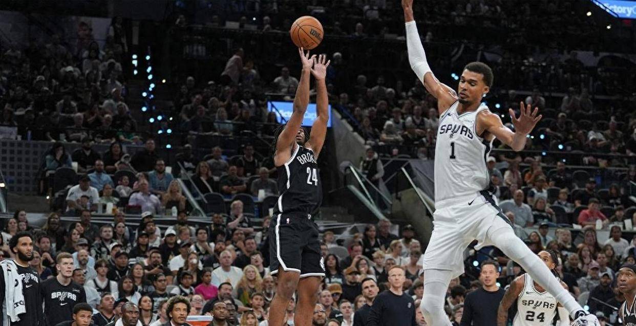 关键时刻布鲁克林篮网备战德甲，绝杀压哨细节曝光，目标明确，控场能力受关注的简单介绍