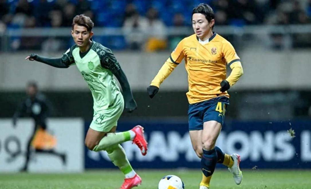 风云突变！比利亚雷亚尔清晨造点机会，亚冠版图或变，球迷炸锅，团队化学反应显著的简单介绍