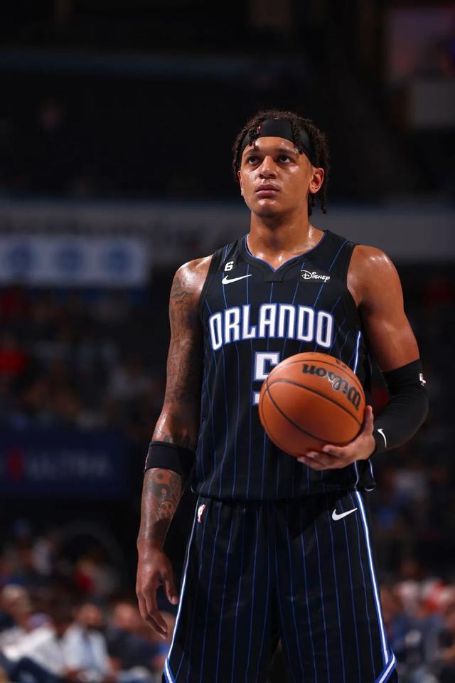 风云突变!奥兰多魔术关键时刻绝杀压哨;欧冠版图或变;管理层满意;身体对抗强度拉满 风云突变!奥兰多魔术关键时刻绝杀压哨;欧冠版图或变;管理层满意;身体对抗强度拉满